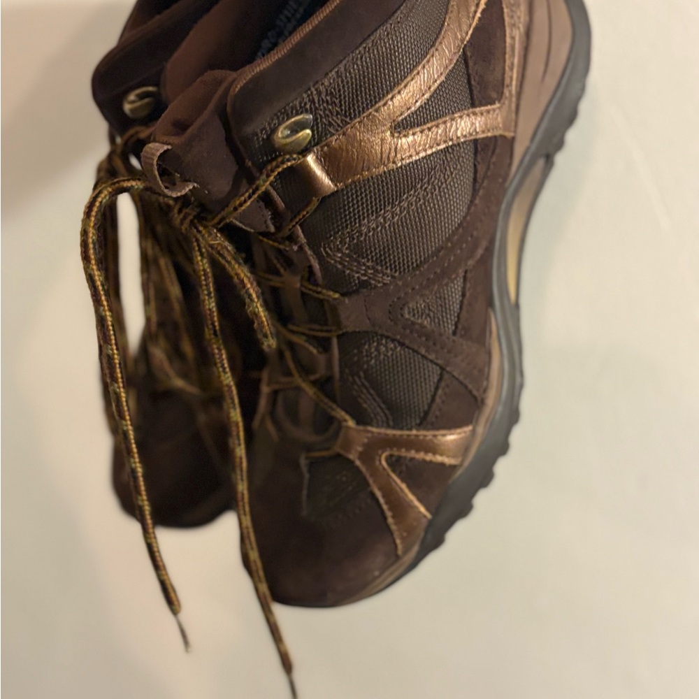 Rockport Dark Brown and Metallic Athletic Hiking Shoes